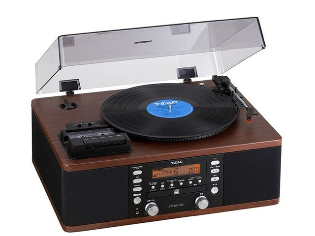 The Teac LP-R500: just like the one Granny used to have.